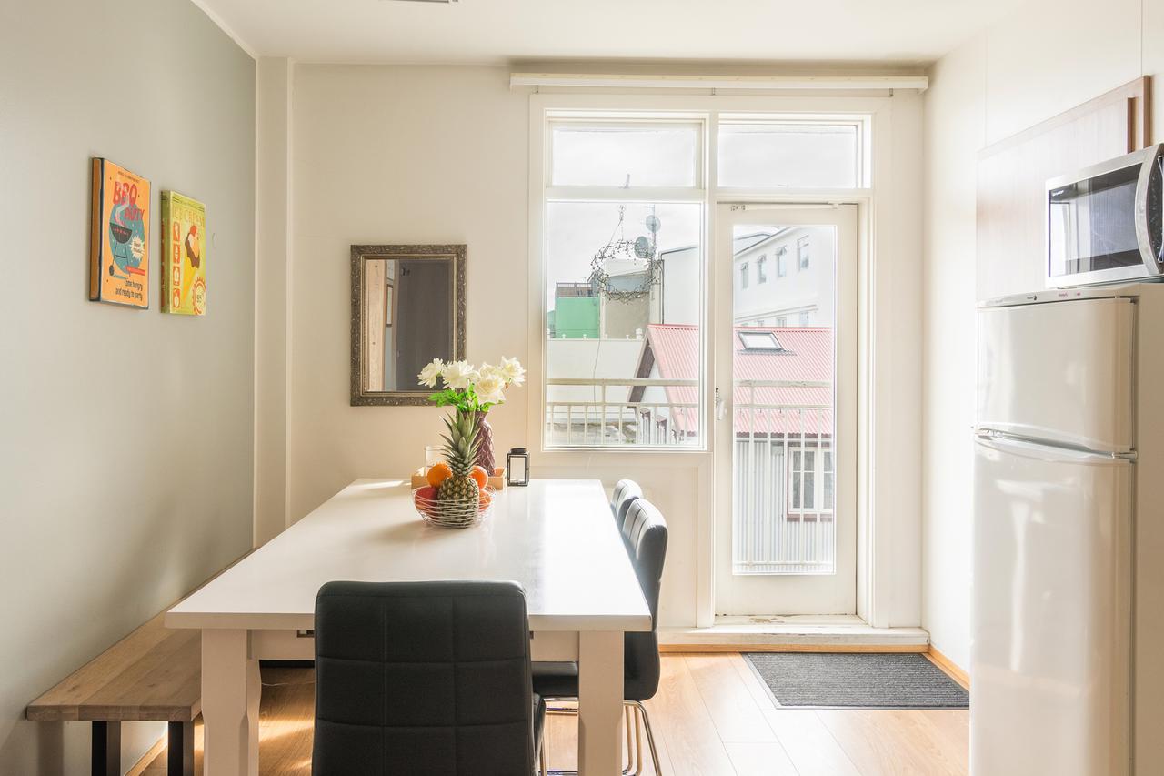 Town Square Guesthouse Akureyri Dış mekan fotoğraf