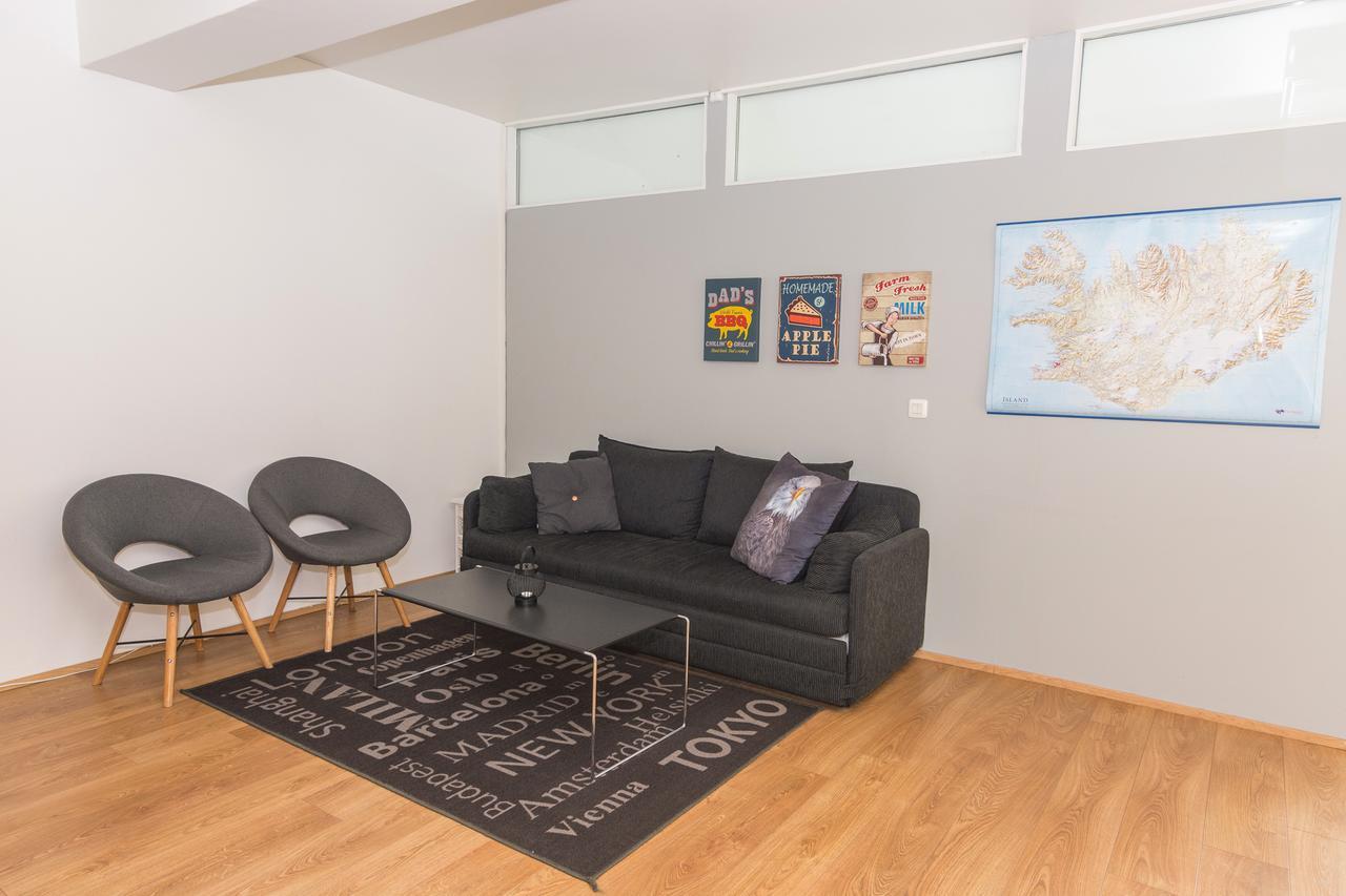 Town Square Guesthouse Akureyri Dış mekan fotoğraf